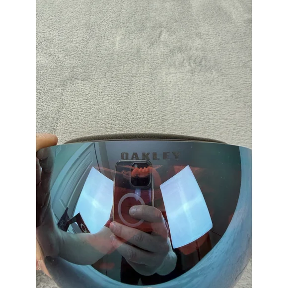 Oakley NWT Snowboarding Goggles Flight Deck XM Goggle Factory Pilot Whiteout - Picture 8 of 15